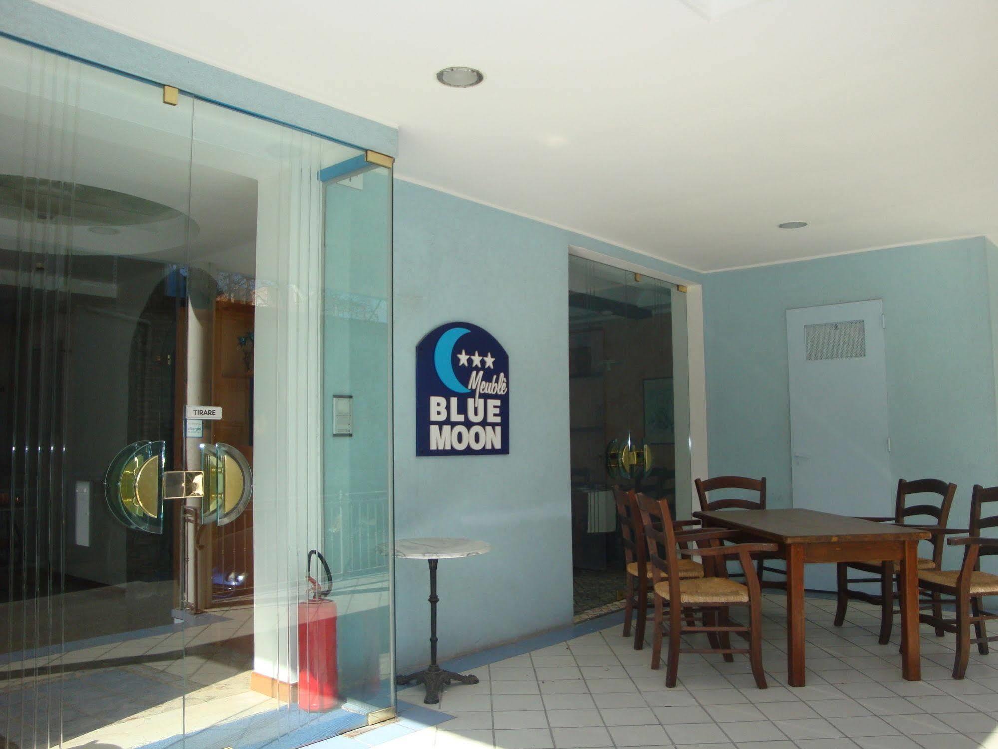 Hotel Blue Moon Rímini Exterior foto